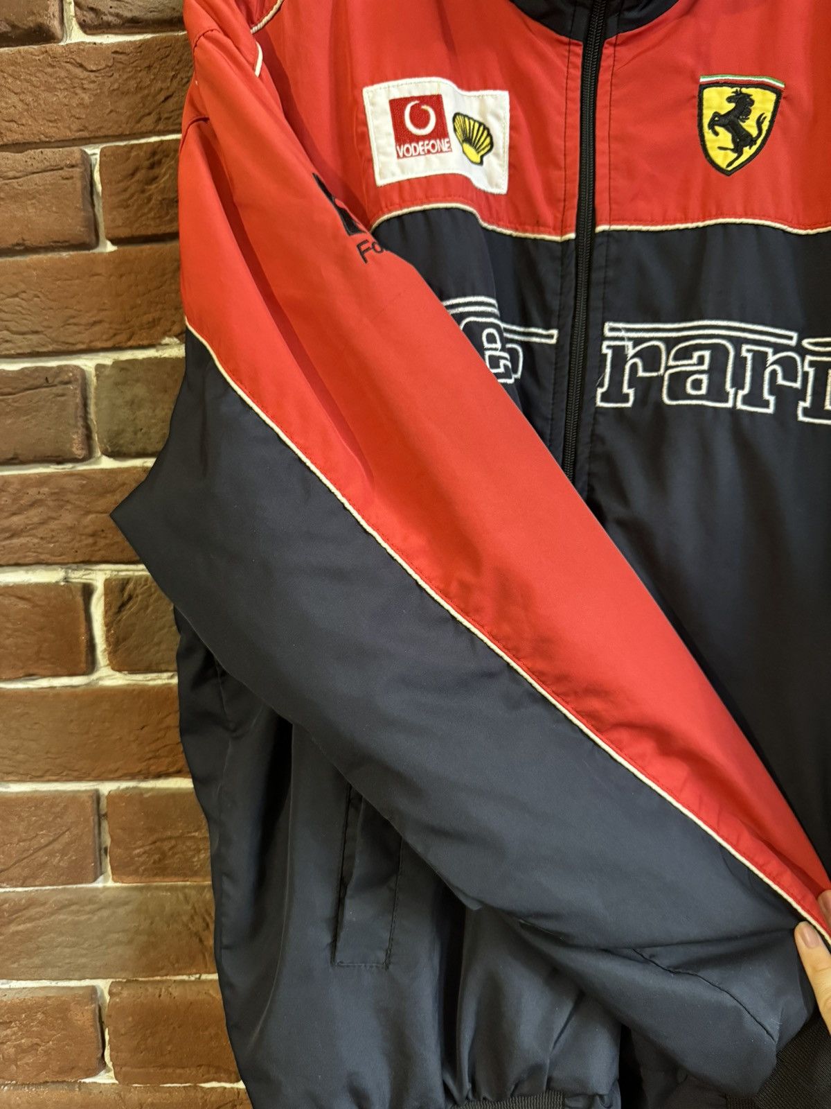 Ferrari Vintage Y2k Ferrari Racing Formula One Rare Hype Jacket Size US L / EU 52-54 / 3 - 6 Thumbnail