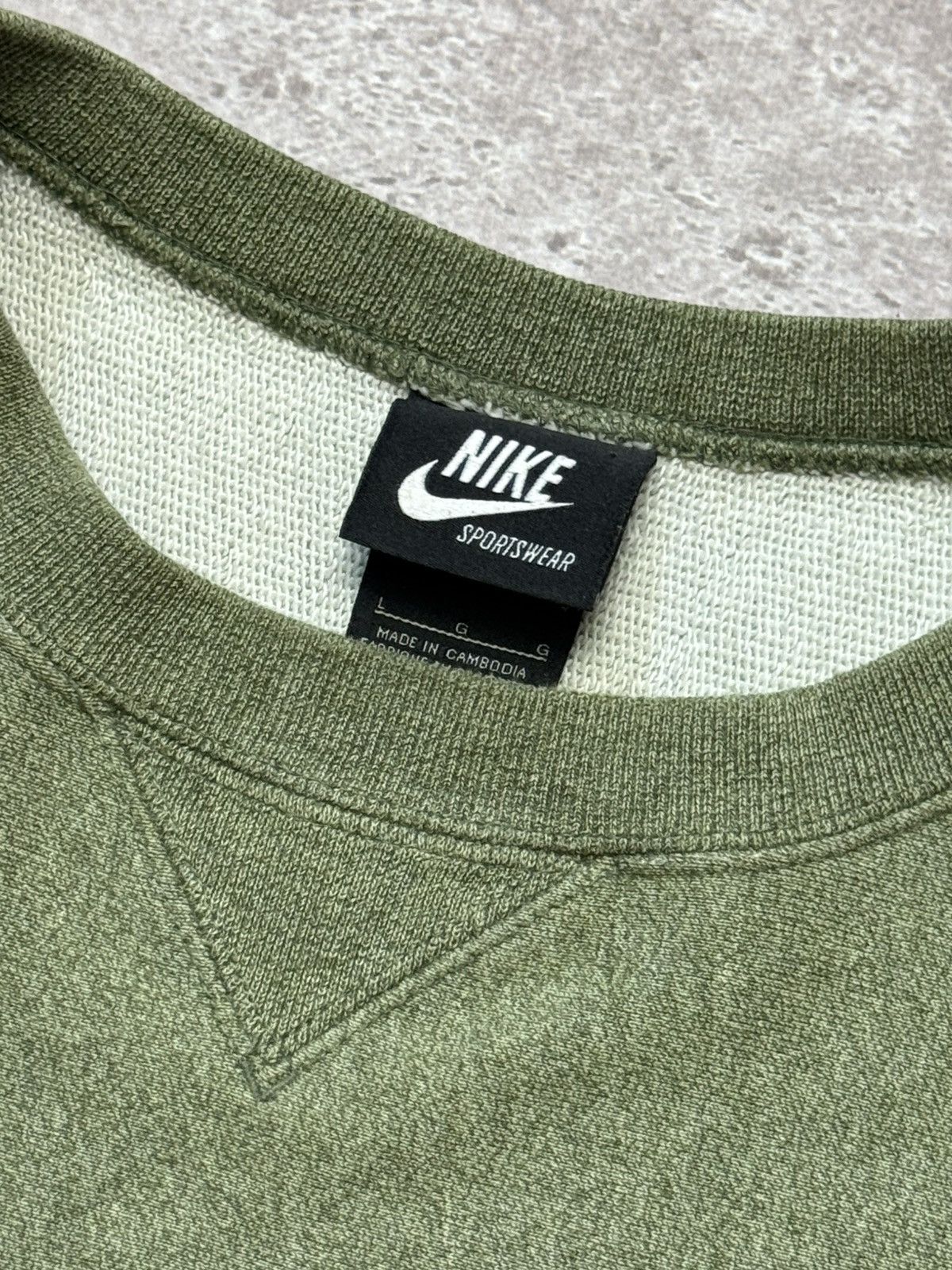 Nike × Vintage Vintage Nike NSW Sweatshirt 90s Y2K Size US L / EU 52-54 / 3 - 3 Thumbnail
