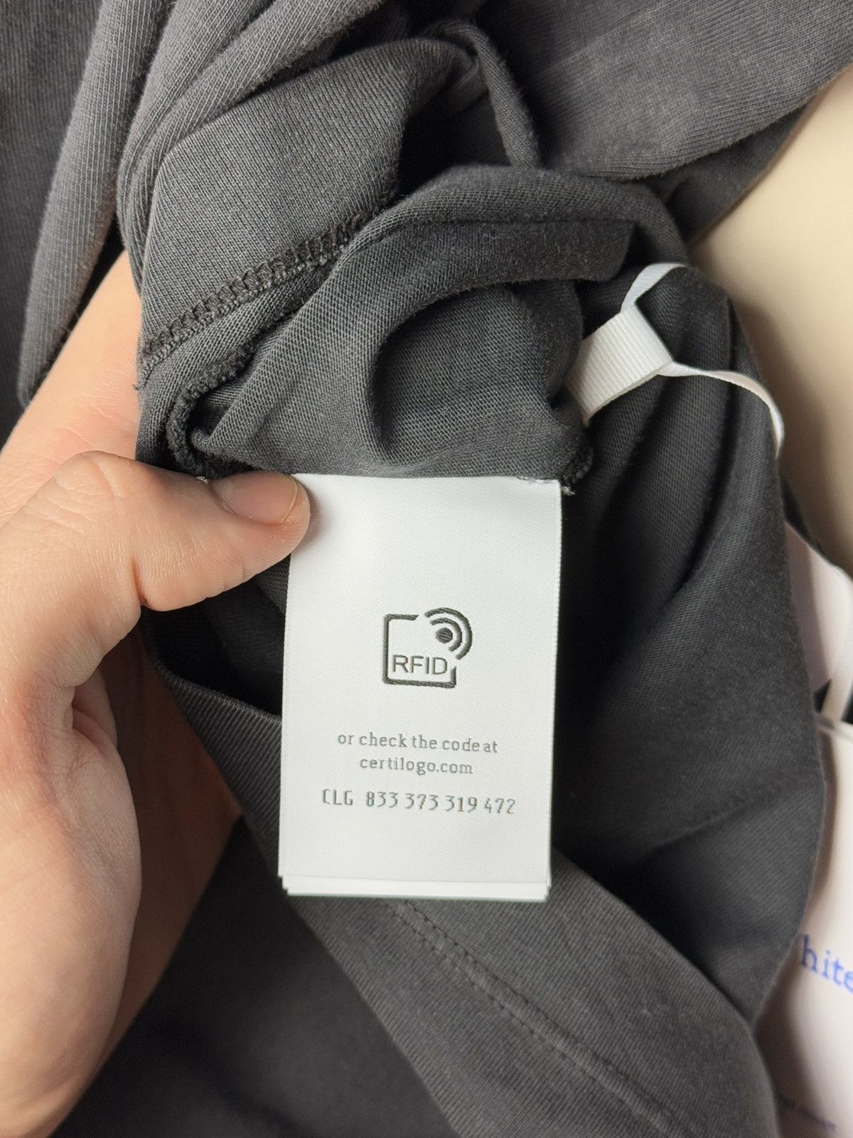 Off-White Off white Digit Bacchus Size US L / EU 52-54 / 3 - 10 Thumbnail