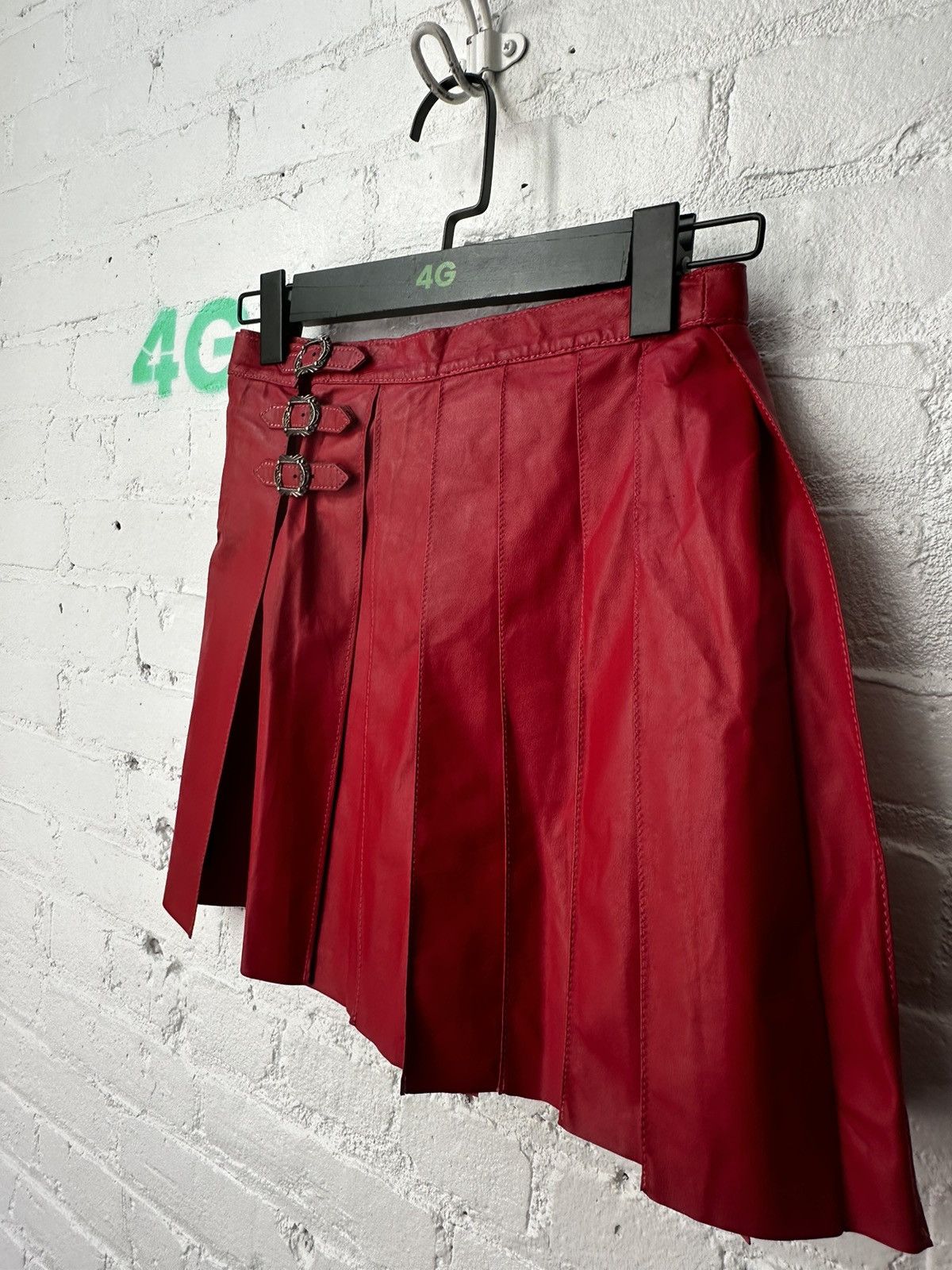 Chrome Hearts CHROME HEARTS RED LEATHER MINI SKIRT NEW XS S Size 26" / US 2 / IT 38 - 2 Thumbnail