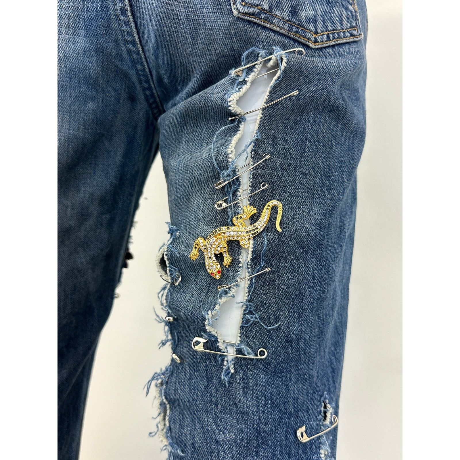 Dolce & Gabbana S/S 2001 Dolce & Gabbana safety pin punk jeans with broches Size 27" / US 4 / IT 40 - 15 Thumbnail