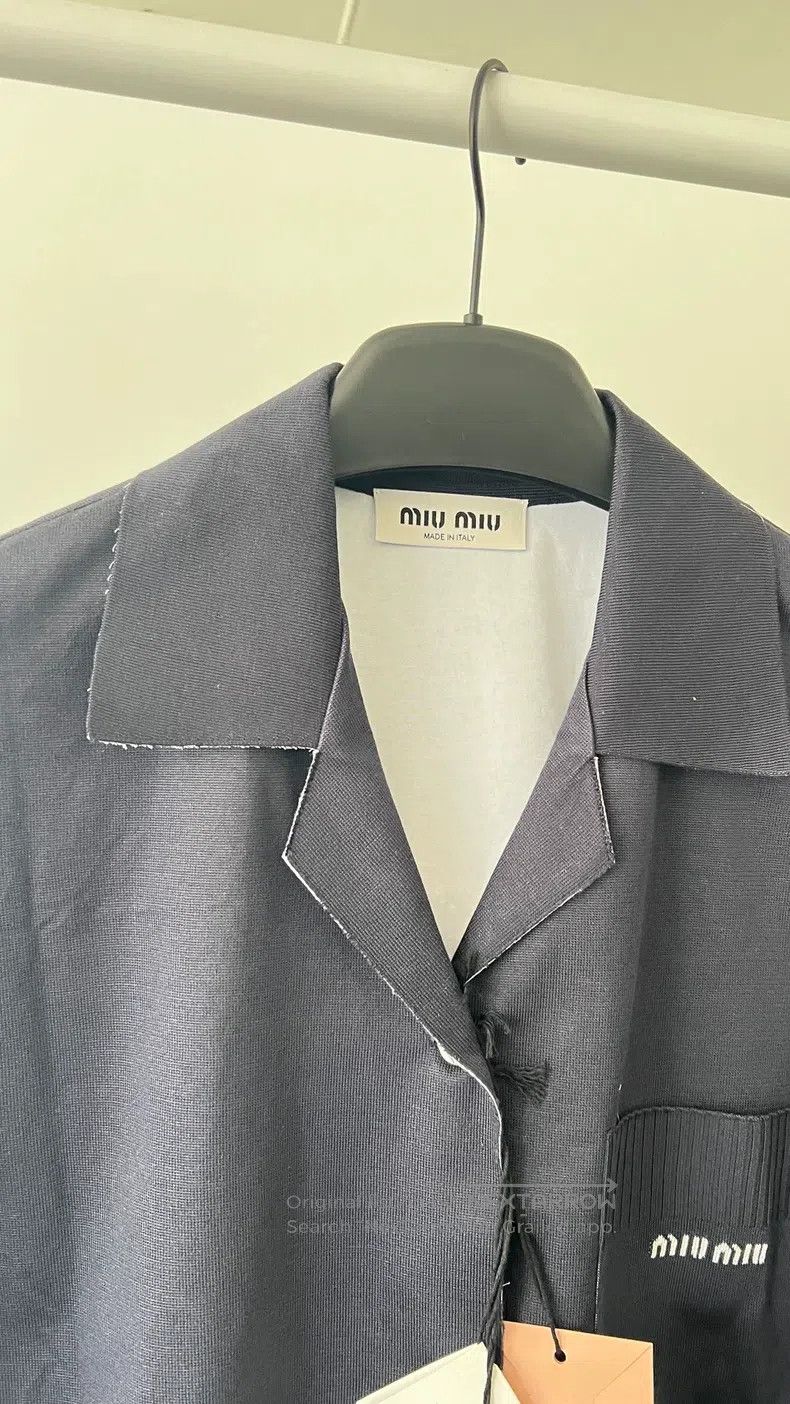 Miu Miu Miu Miu 40 Solid color logo pattern lapel long sleeve shirt Size L / US 10 / IT 46 - 4 Thumbnail