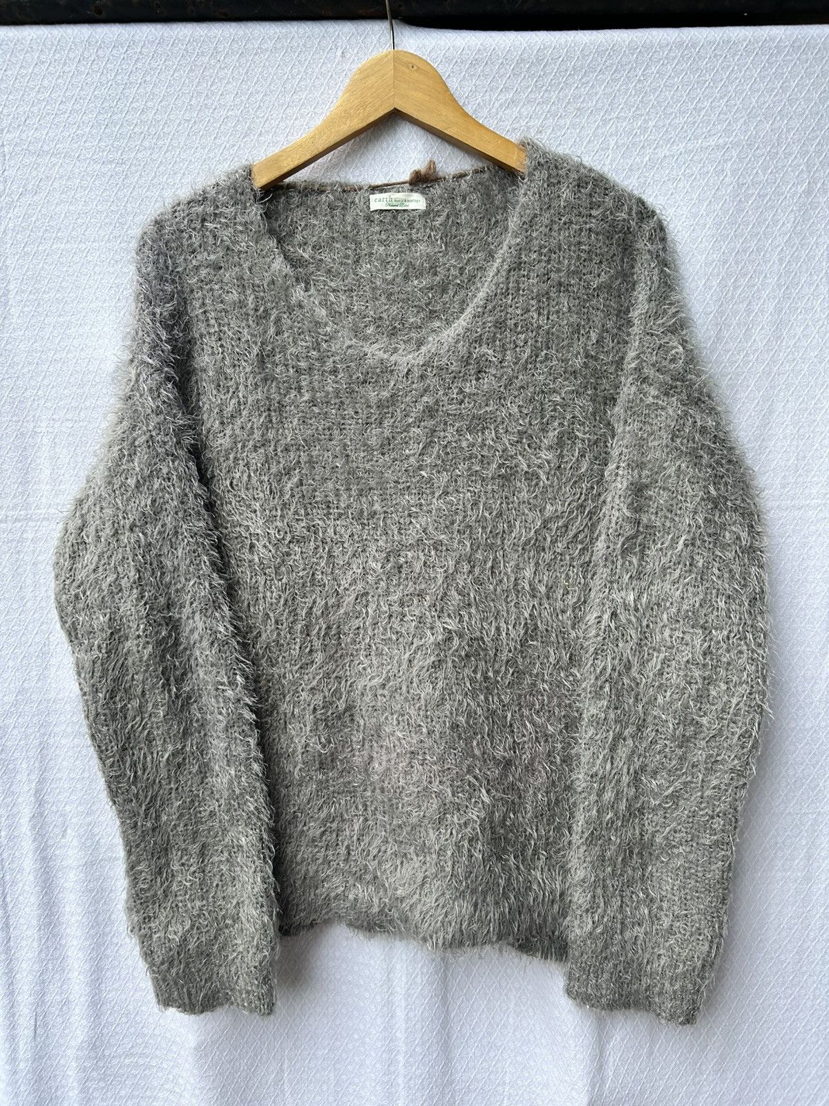Earth music and ecology knitwear japanese brand