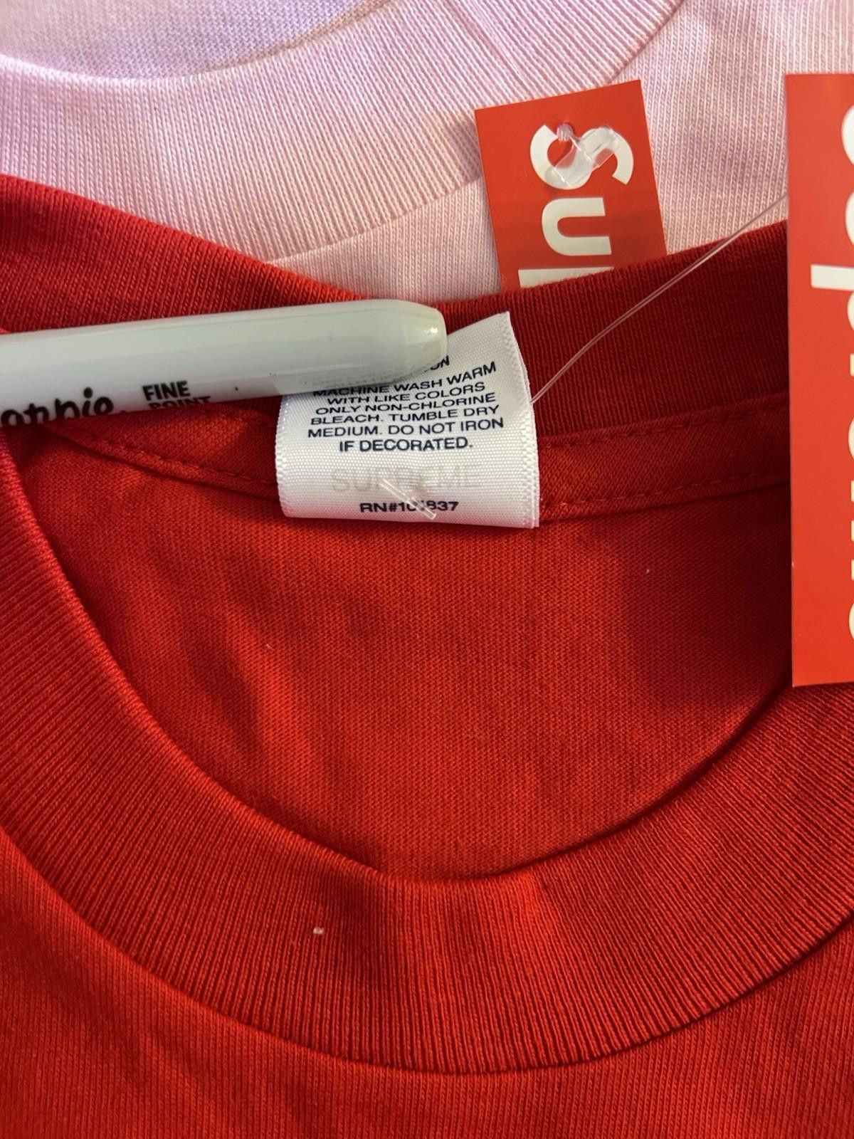 Supreme FW19 Supreme Bandana Box Logo Tee Red L 2019 Size US L / EU 52-54 / 3 - 7 Thumbnail