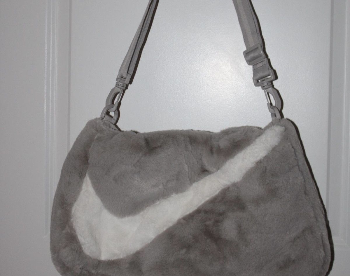 Nike Gray Nike Faux Fur Tote Bag Size ONE SIZE - 4 Thumbnail
