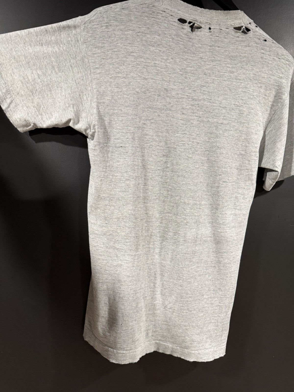 Vintage 1990s Vintage Duquesne University Thin Thrashed Grunge Tee M Size US M / EU 48-50 / 2 - 11 Thumbnail