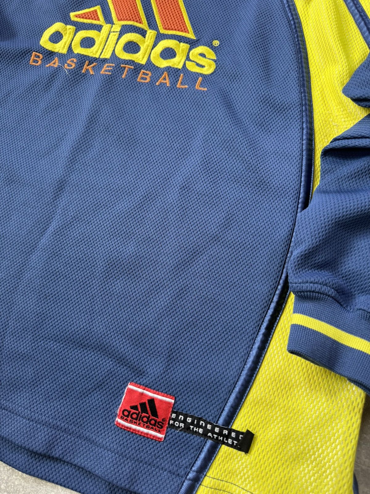 Vintage Vintage 90s Adidas Basketball Sport Sweatshirt Ledare Size US XL / EU 56 / 4 - 5 Thumbnail