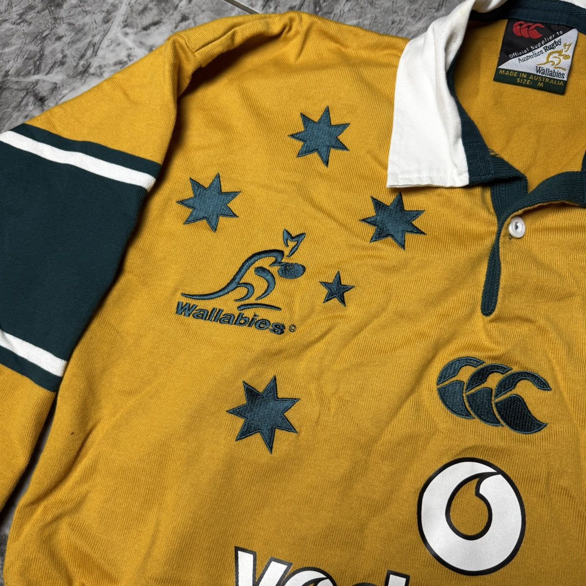 Canterbury of New Zealand Canterbury Wallabies Australian Rugby Jersey Vodafone Size US M / EU 48-50 / 2 - 6 Thumbnail
