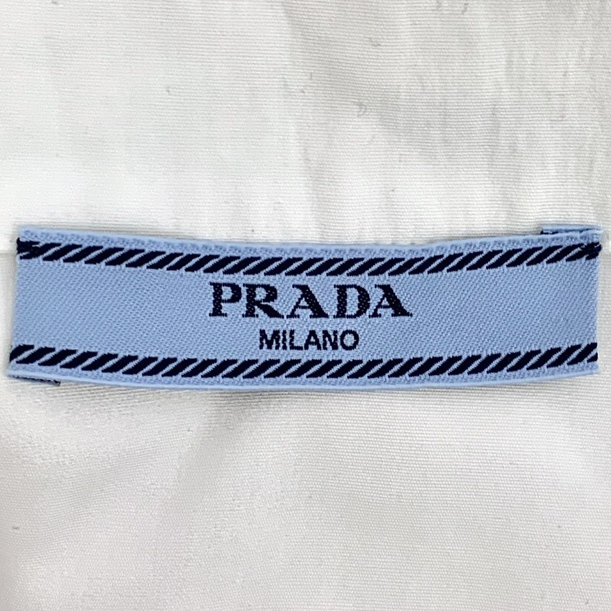 Prada Prada Collared Single-breasted Short Sleeve Shirt K26WX Size S / US 4 / IT 40 - 6 Thumbnail