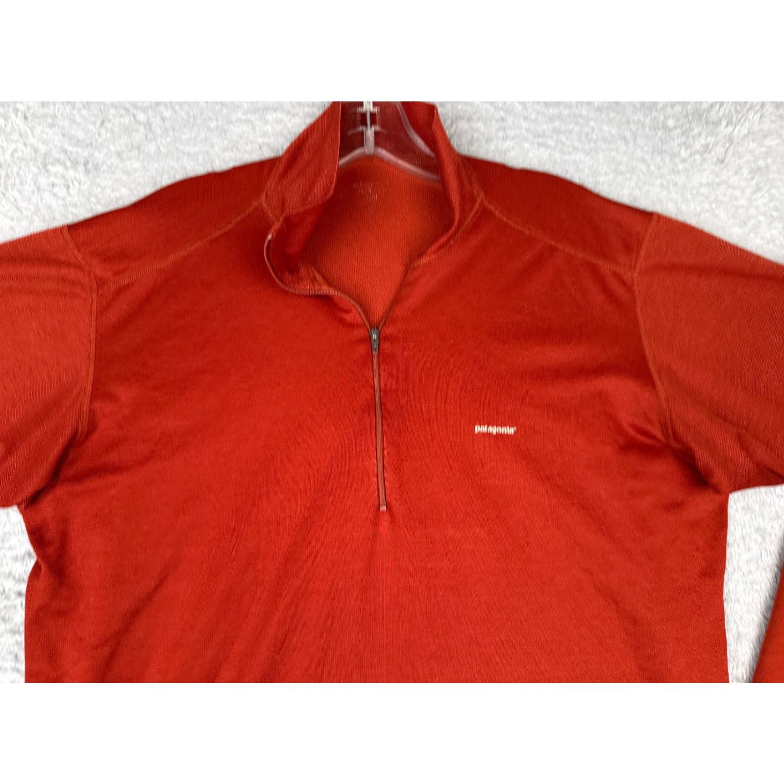Patagonia Patagonia Shirt Men L Red Capilene Mock Neck 1/4 Zip 100% Polyester Shirt Mens Red Capilene Mock Neck 1/4 Zip Patagonia Size US L / EU 52-54 / 3 - 4 Thumbnail