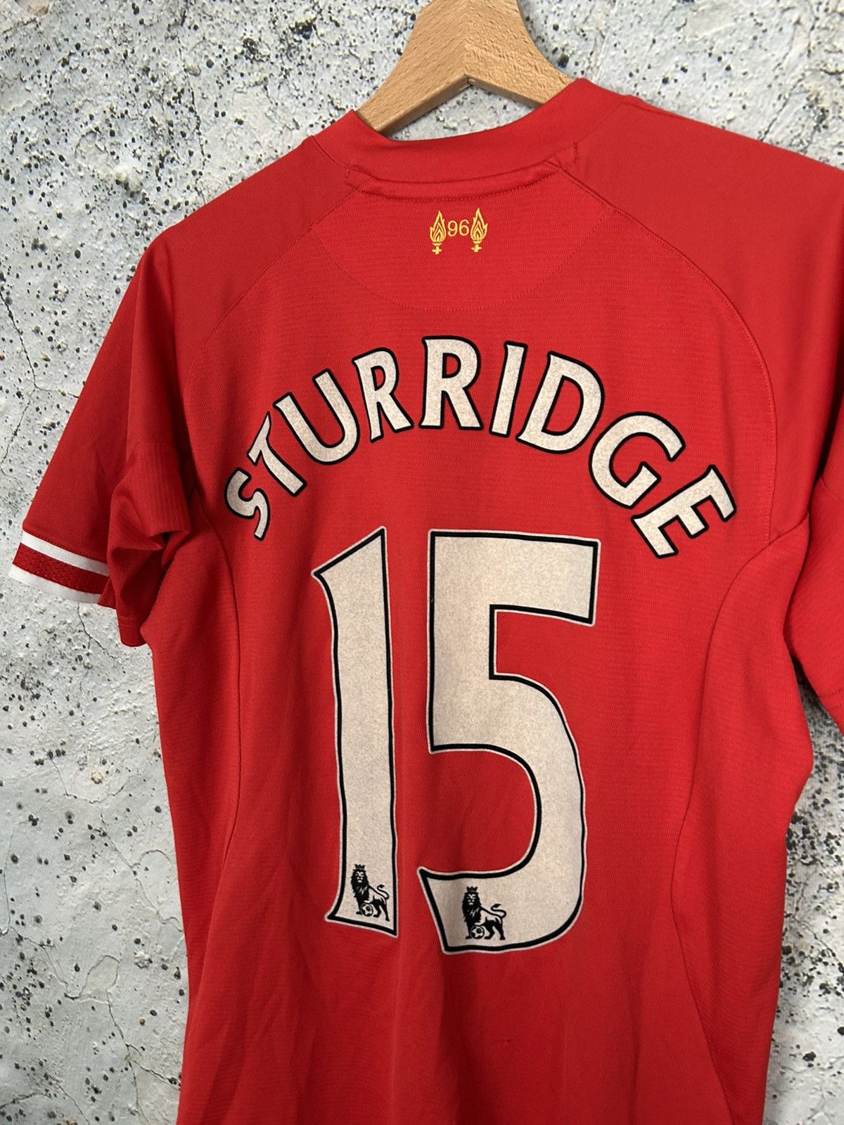 Warrior Liverpool FC Sturridge Warrior Soccer Jersey Football Size US S / EU 44-46 / 1 - 2 Thumbnail