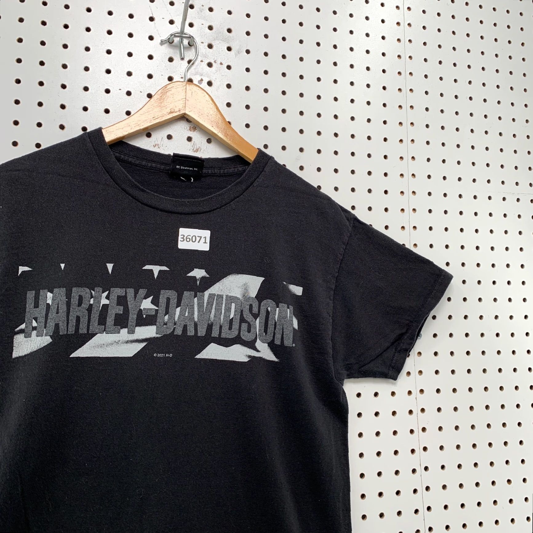 Harley Davidson VINTAGE Harley-Davidson Motorcycle Shirt Men’s Small Black Graphic Print 90s Oconomowoc Wisconsin Size US S / EU 44-46 / 1 - 6 Thumbnail