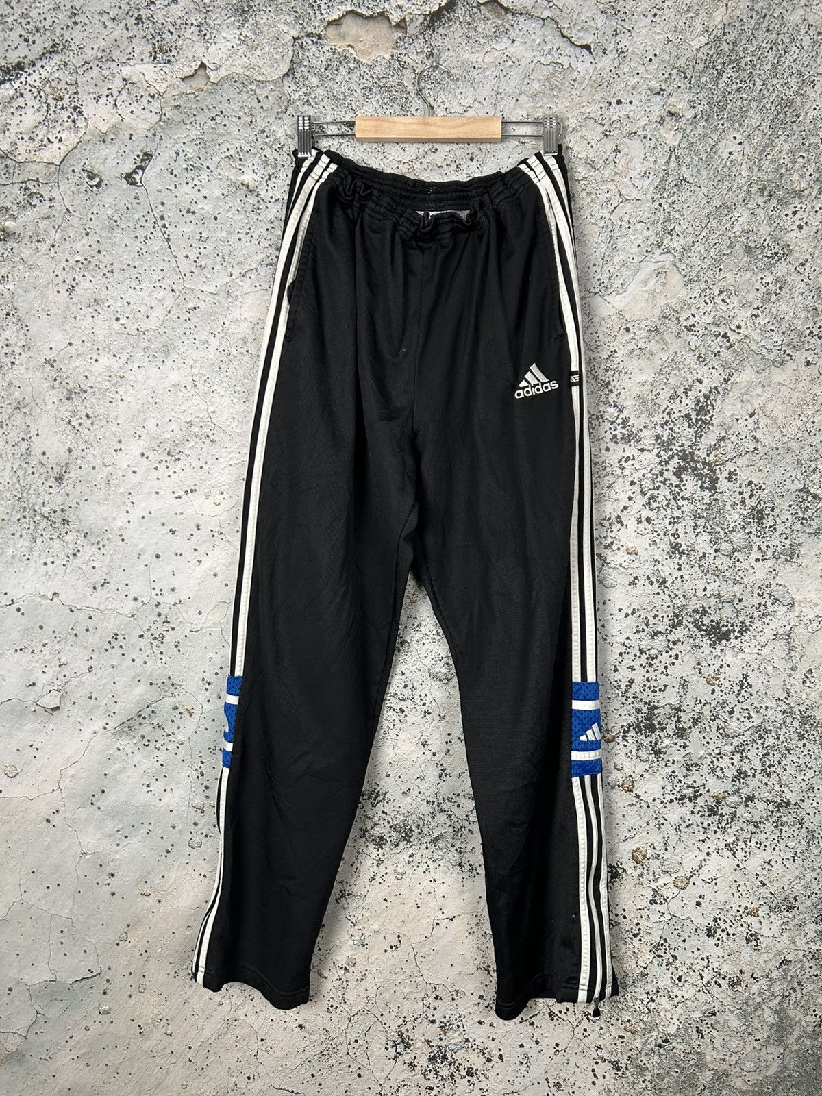 Adidas Vintage Adidas 90s Sweatpants Drill Rap Baggy Sport Hype Size US 34 / EU 50 - 1 Thumbnail