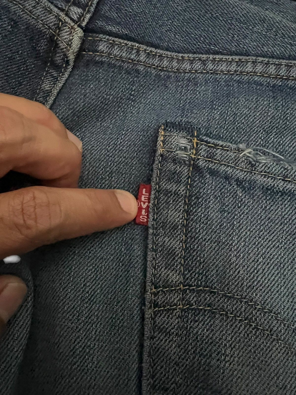 Levi's 90’s Levis 502 Big E Selvedge Distress Jean Size US 36 / EU 52 - 16 Thumbnail