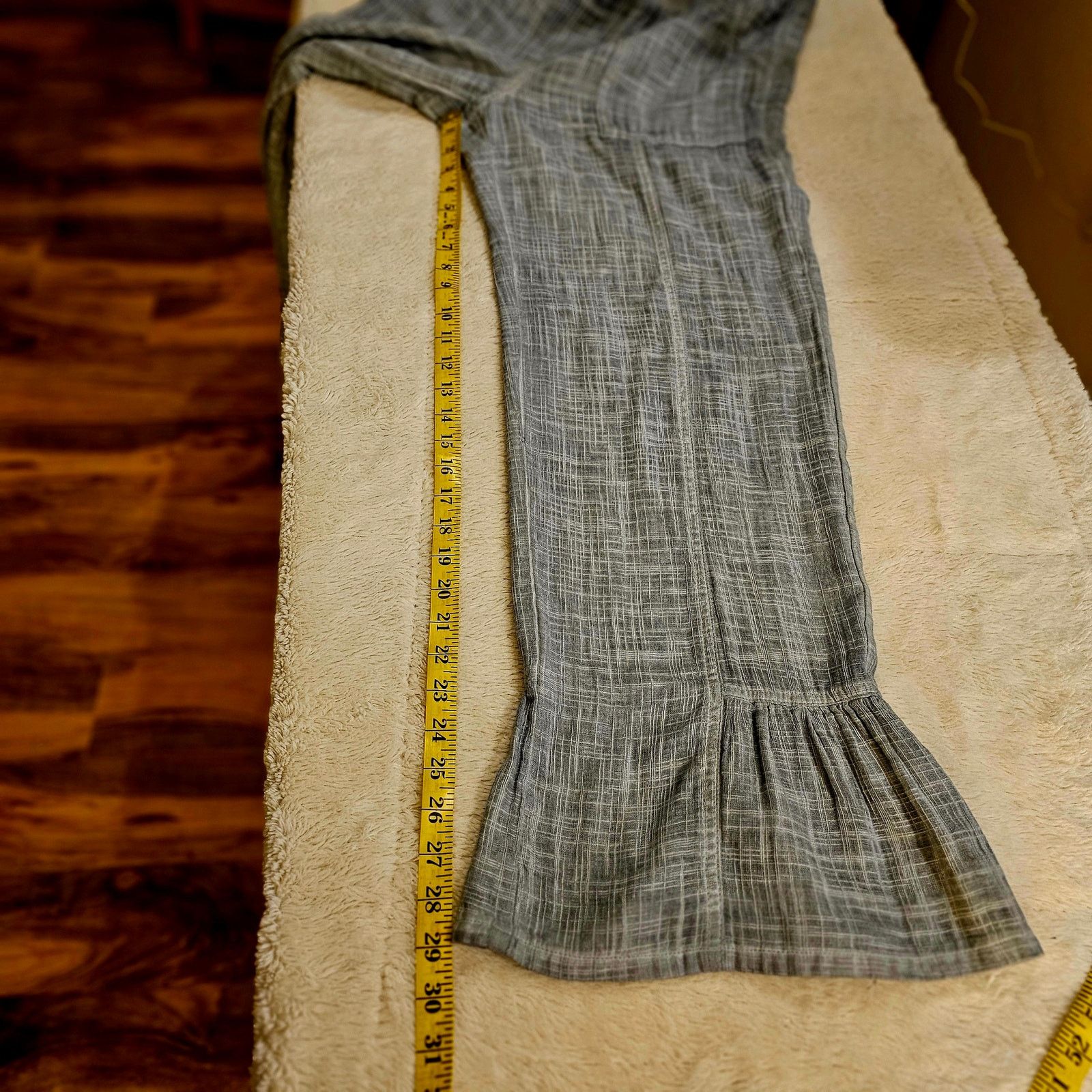 Chicos Soft Surroundings Sm Gauzy Gray blue Ruffled bottom. Boho Size 28" / US 6 / IT 42 - 5 Thumbnail