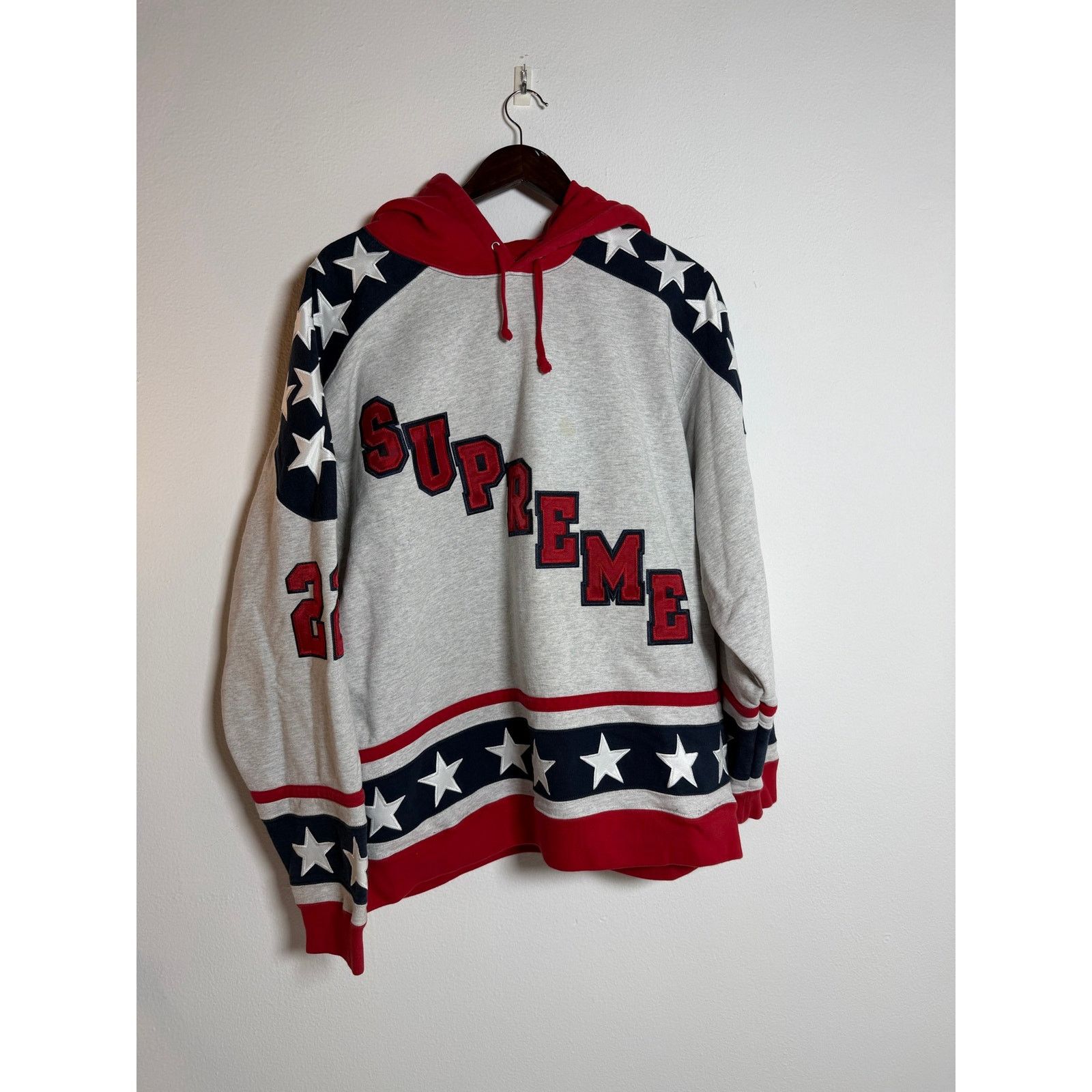 Supreme Supreme FW/22 Gradient Stripe Sweater size XL men
