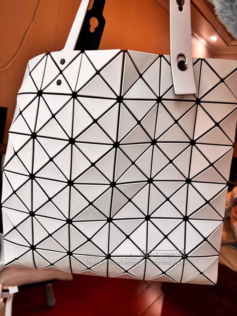 Issey Miyake Issey Miyake Tote Bag White Size ONE SIZE - 1 Thumbnail