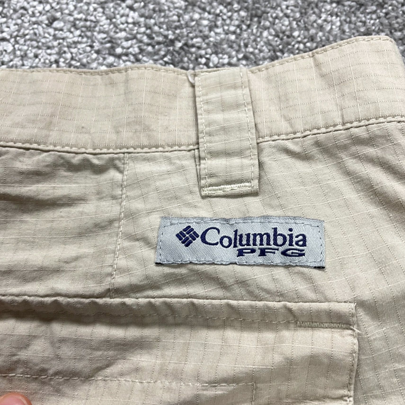Vintage Columbia Omni Shade PFG Short Men Beige Flat Front Outdoor Hiking Fishing 32x9.5 Size US 32 / EU 48 - 5 Thumbnail