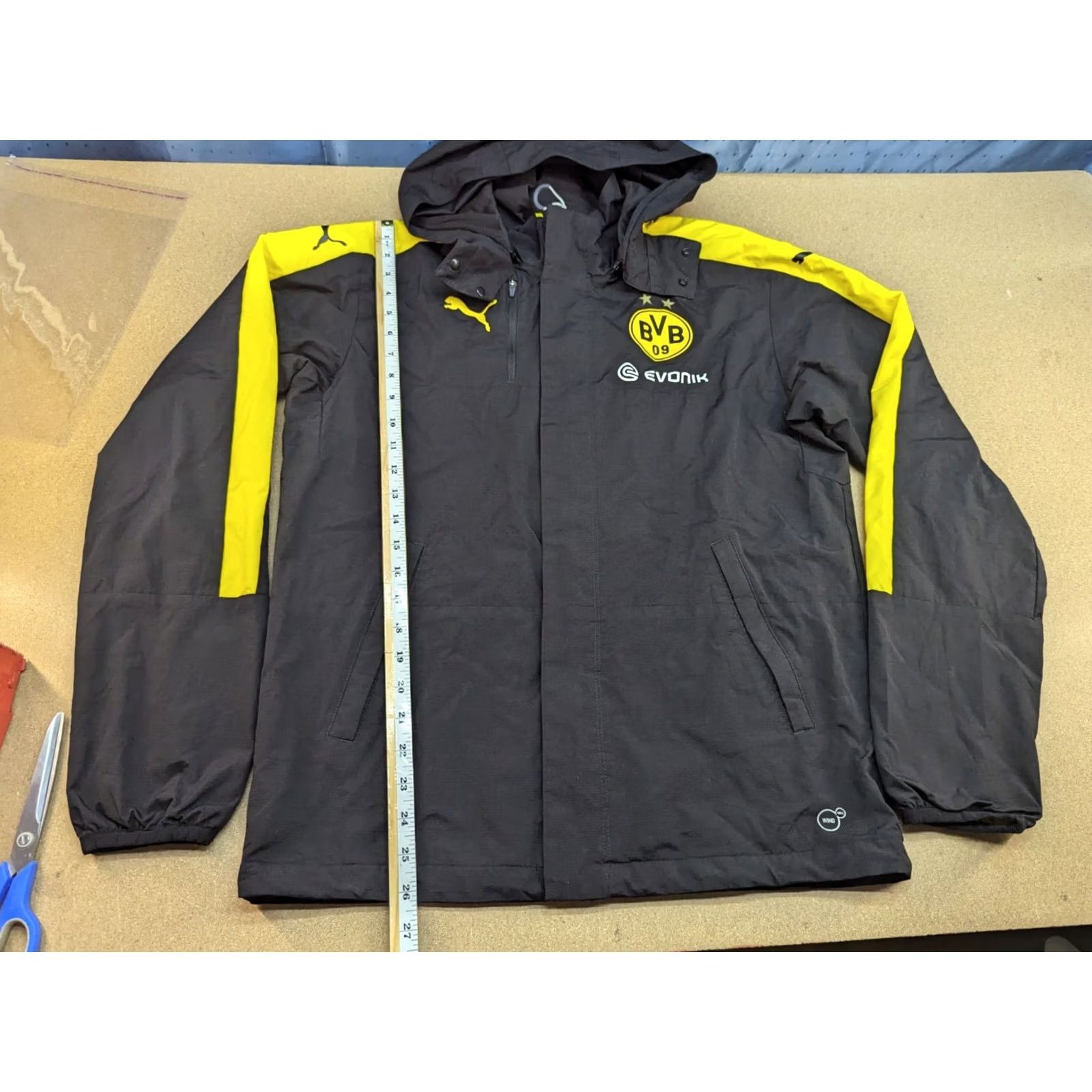 Puma Puma Borussia Dortmund Jacket Size M Football Full Zip Adult Hooded Rain Black Men Rugged Windbreaker Pockets Thermal Water Resistant Sports Size US M / EU 48-50 / 2 - 6 Thumbnail