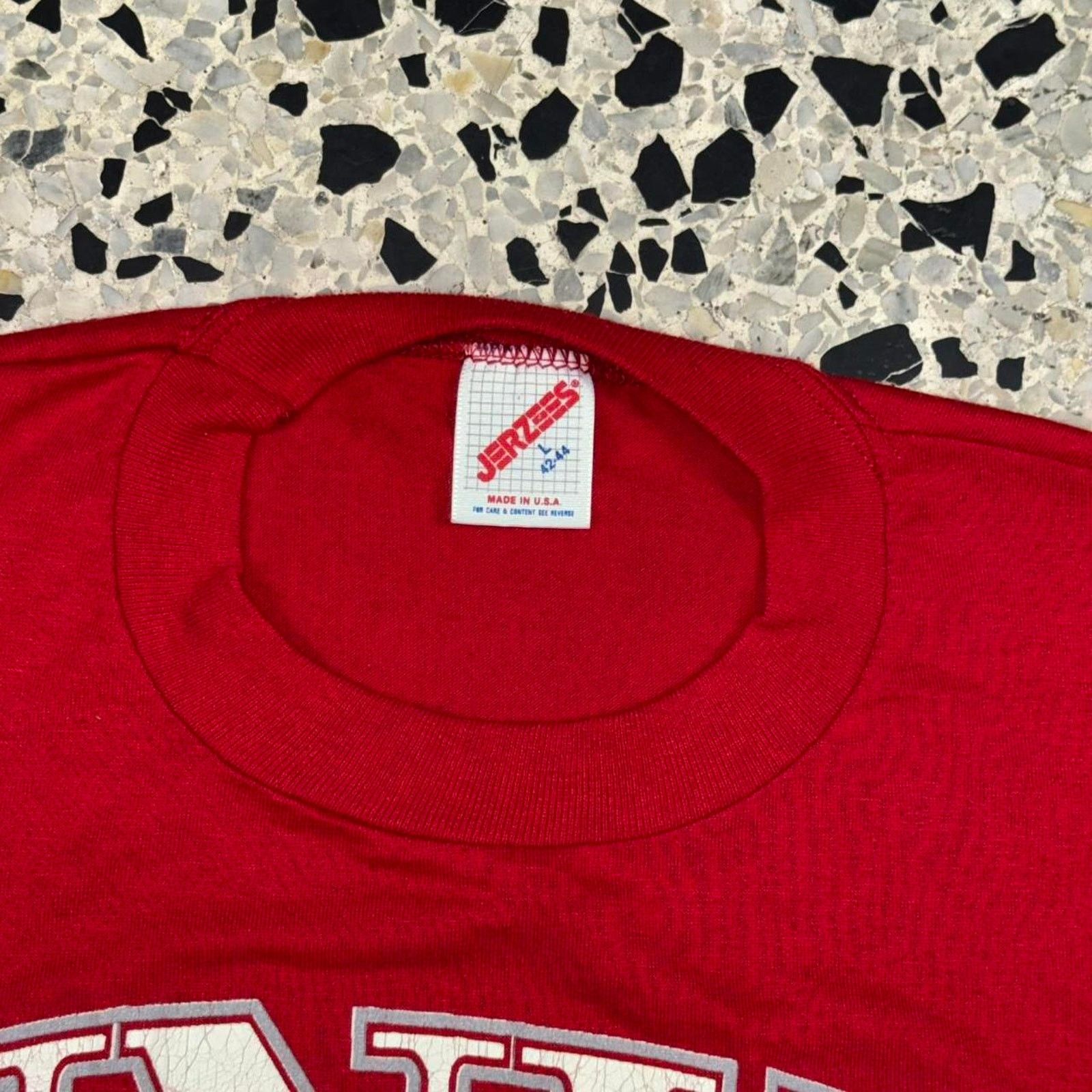Jerzees × Vintage VINTAGE 90S SINGLE STITCH UNLV RUNNIN’ REBELS TEE: Size US L / EU 52-54 / 3 - 2 Thumbnail
