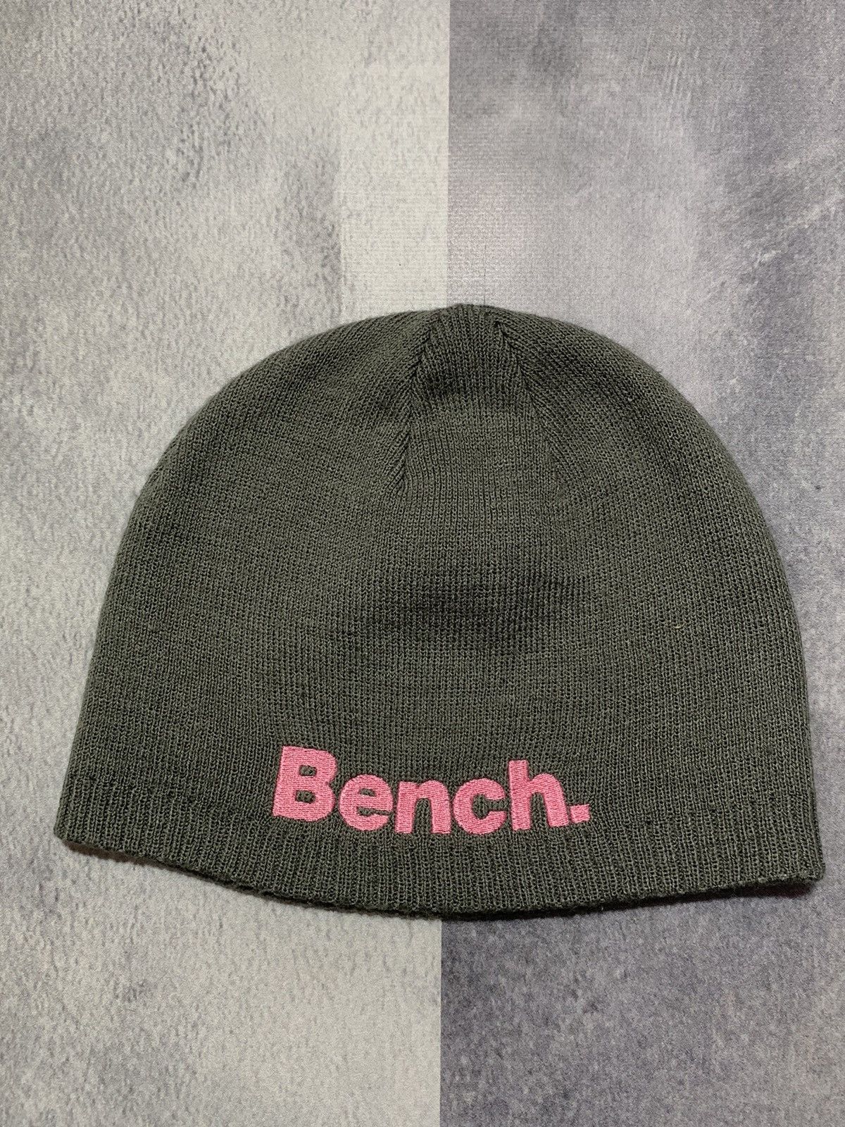 Bench × Vintage Vintage Y2K Bench hat streetwear beanie big logo One size Size ONE SIZE - 1 Thumbnail