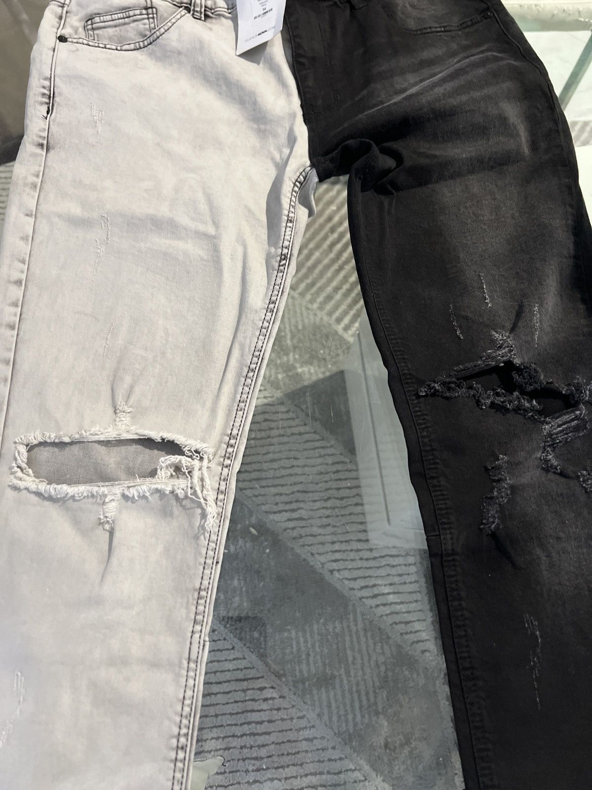 Fashion Nova Fashion Nova Distressed Contrast Skinny Jeans - Half Black Size US 34 / EU 50 - 4 Thumbnail