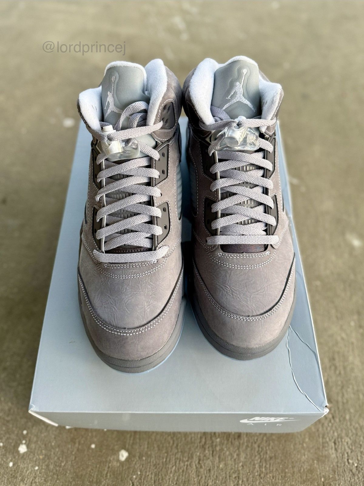 Jordan Brand 🐺 Air Jordan 5 Retro Wolf Grey 2026 🐺 Size US 10.5 / EU 43-44 - 2 Thumbnail
