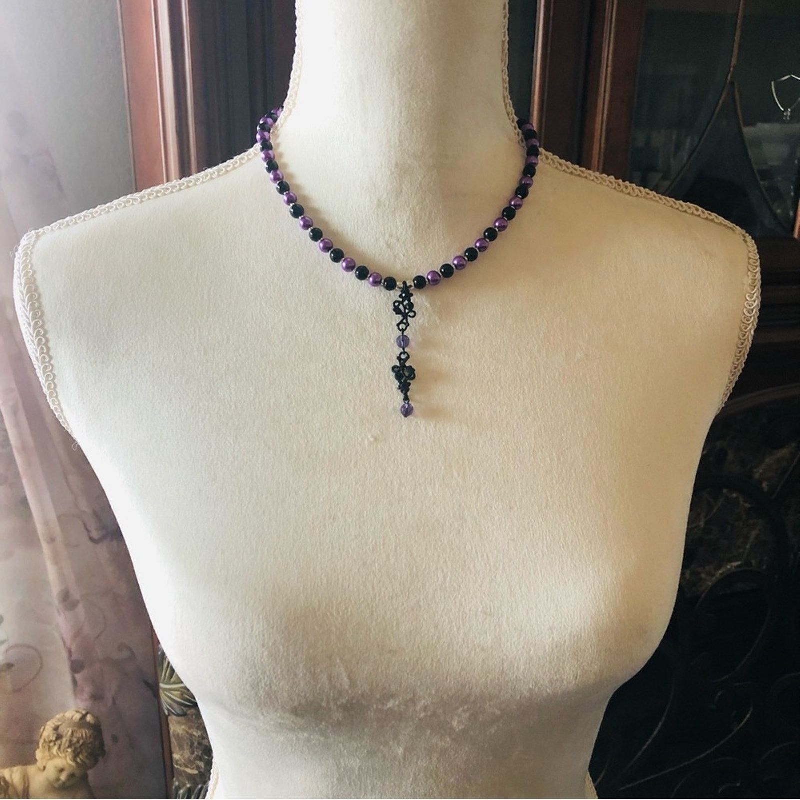 Handmade Handcrafted repurpose elegant stone pendant Pearl necklace Size ONE SIZE - 5 Thumbnail