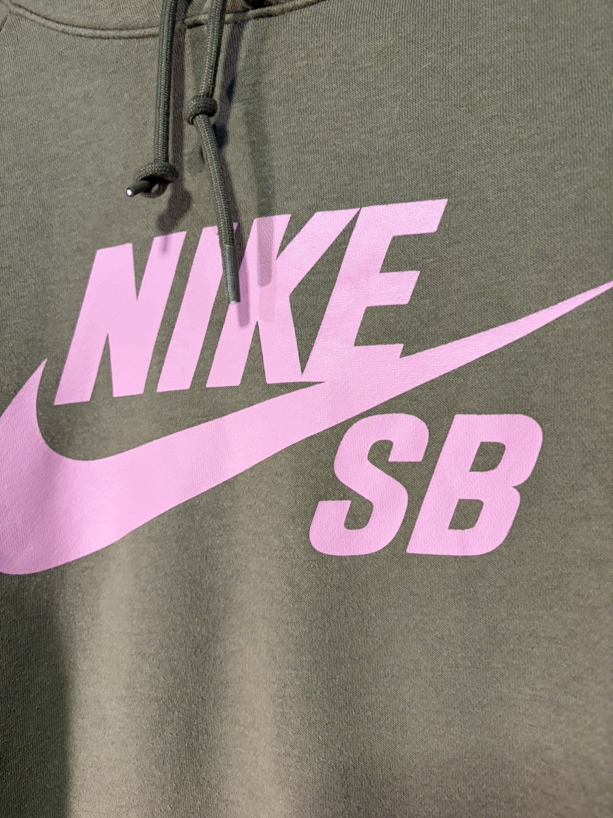 Nike SB Olive and pink nike SB hoodie Size XL / US 12-14 / IT 48-50 - 2 Thumbnail