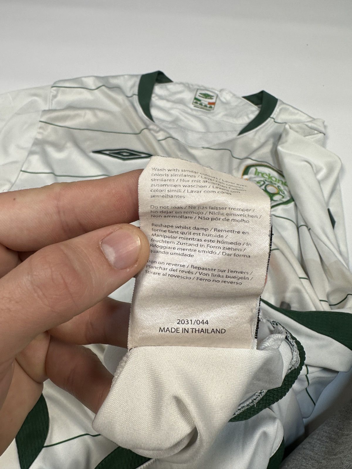 Umbro Vintage Umbro Ireland Soccer Jersey Blokecore Rare Hype VTg Size US XXL / EU 58 / 5 - 7 Thumbnail