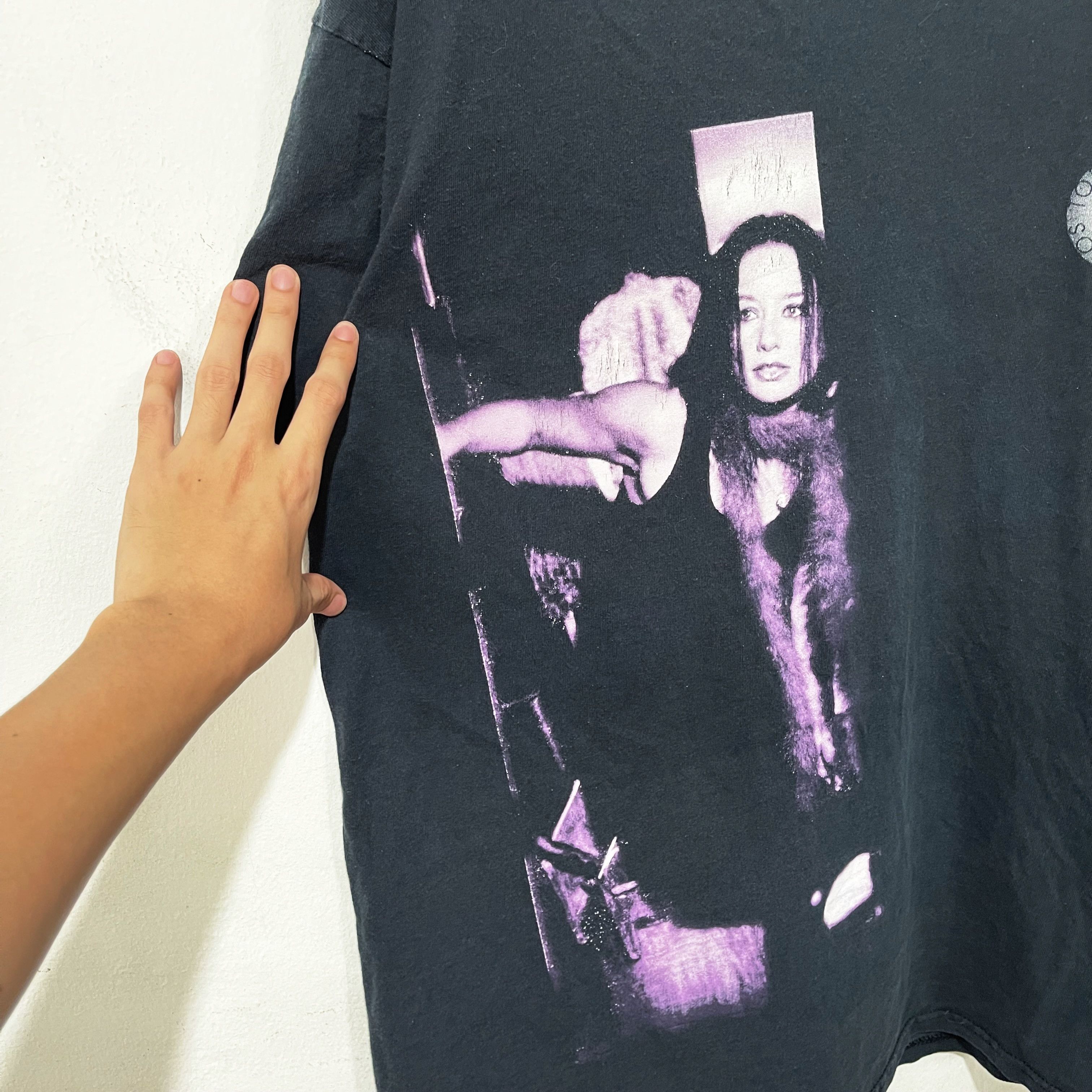 Band Tees Vintage 90s Tori Amos 5.5 Weeks The Tour T-Shirt Size US XL / EU 56 / 4 - 2 Thumbnail