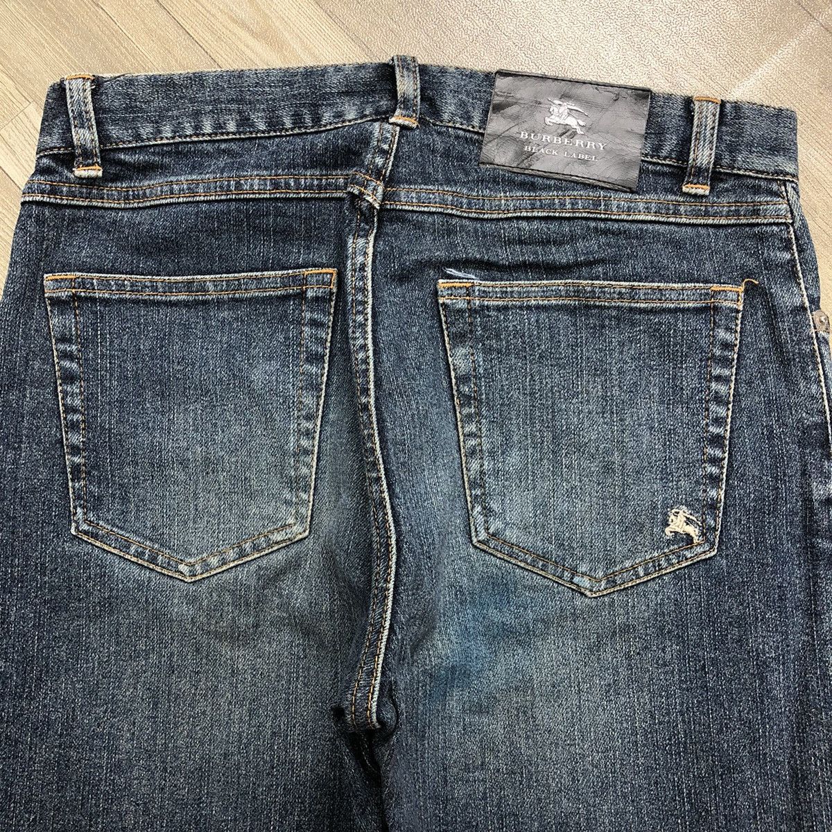 Burberry Vintage Burberry Black Label Faded Blue Jeans Size US 27 - 13 Thumbnail