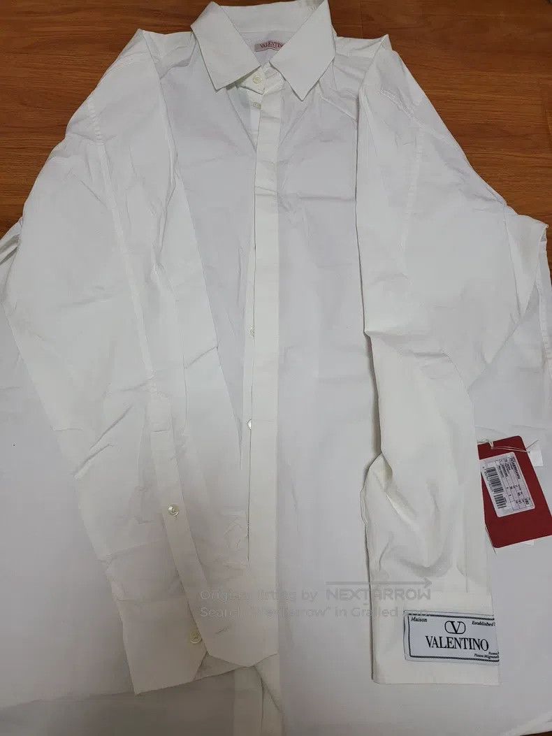 Valentino Valentino Solid color hidden button lapel long-sleeved shi Size US XL / EU 56 / 4 - 4 Thumbnail