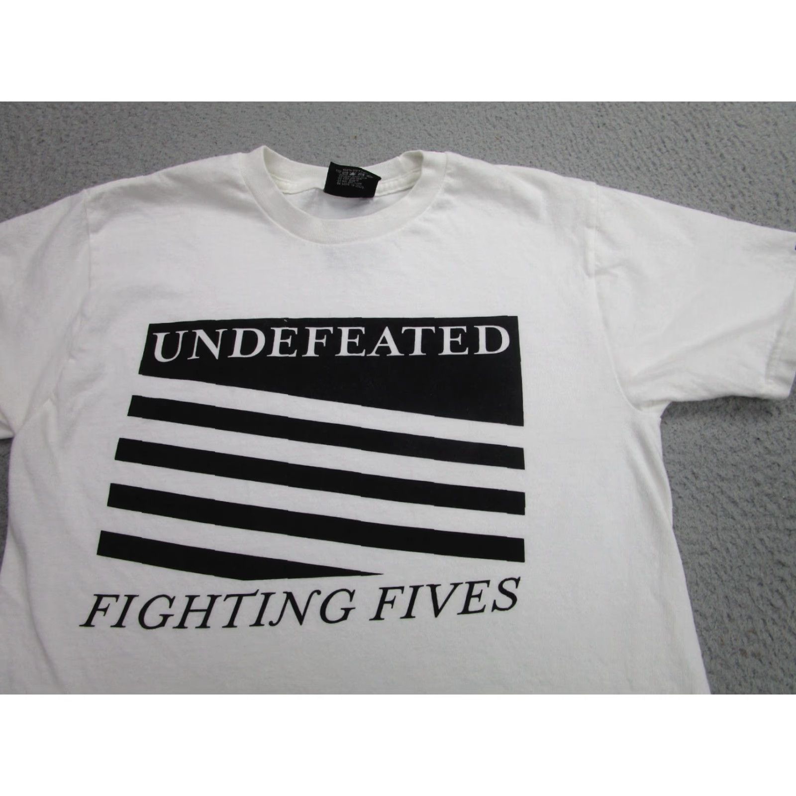 Undefeated VINTAGE Undefeated Shirt Mens Small White USA 90s T-Shirt Crew Neck Short Sleeve Sportswear Mens Size US S / EU 44-46 / 1 - 2 Thumbnail