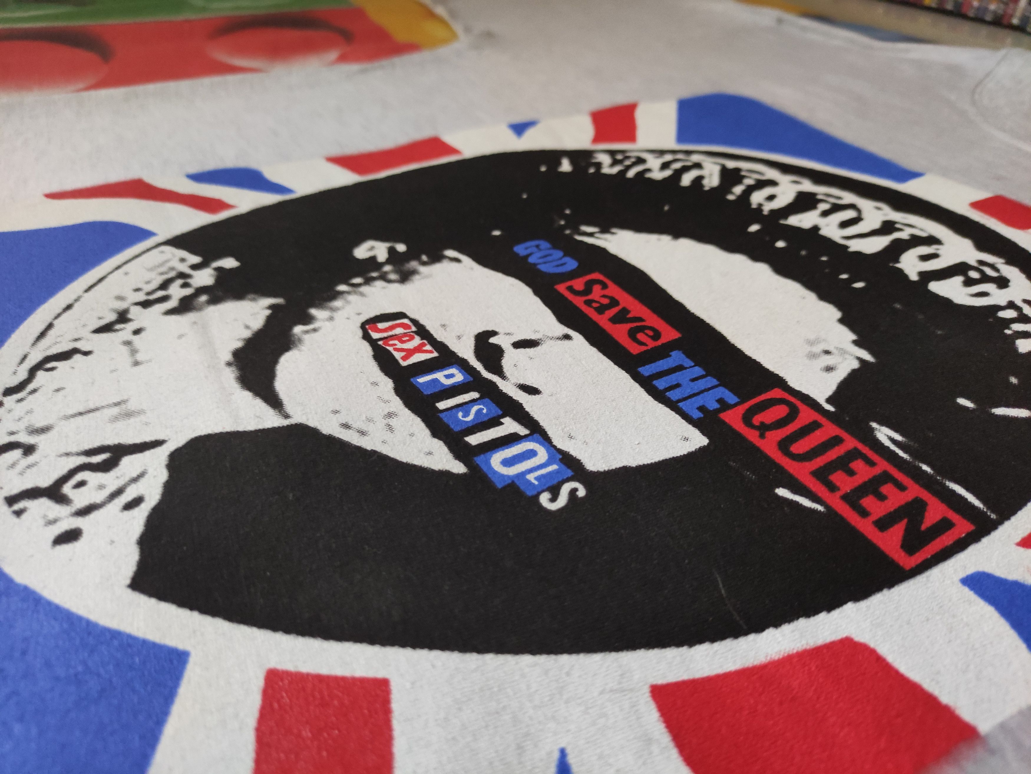 Band Tees × Vintage Sex Pistols T Shirt Vintage 00s Punk Rock Size US L / EU 52-54 / 3 - 18 Thumbnail
