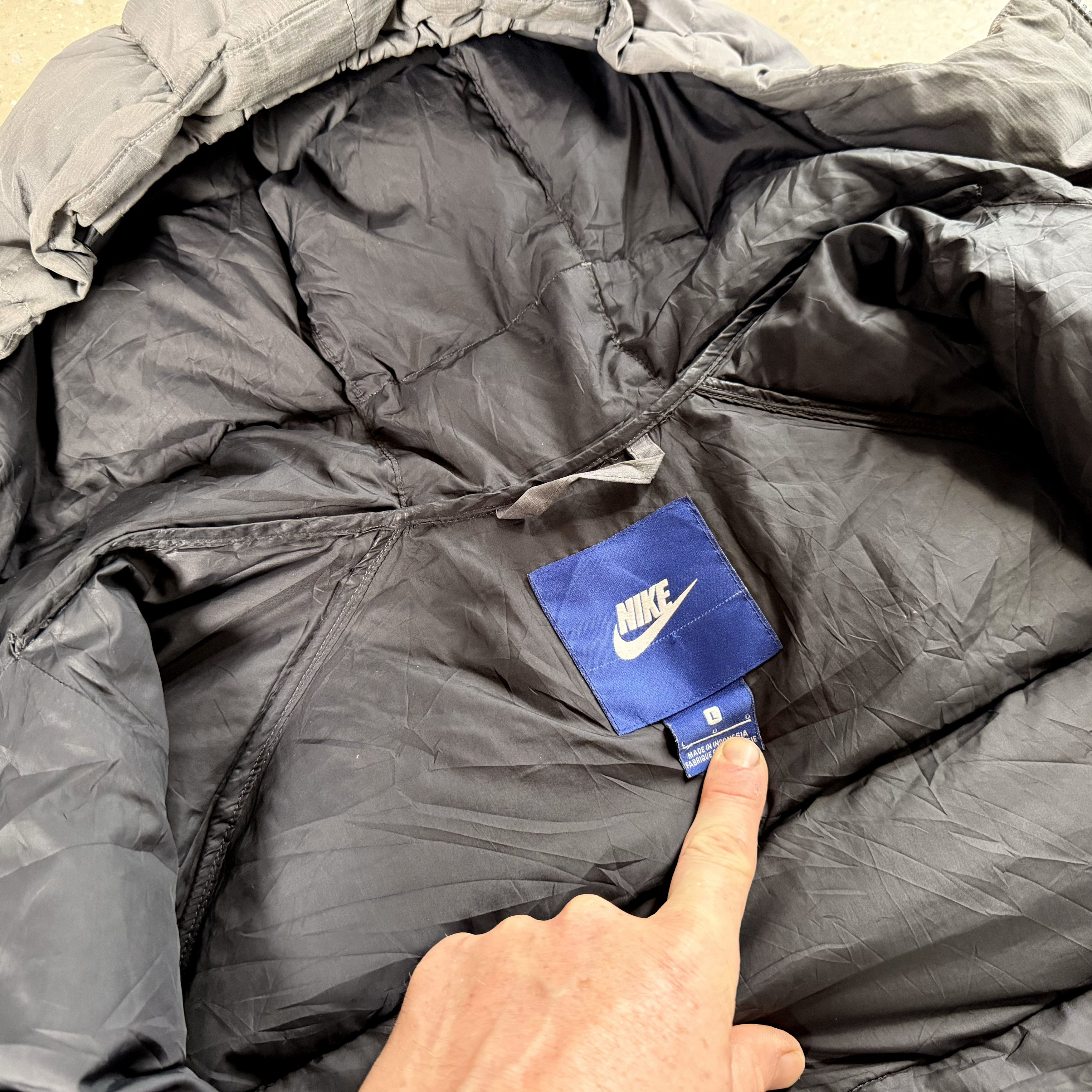 Nike Nike Vintage Down Puffer Jacket Size US L / EU 52-54 / 3 - 9 Thumbnail