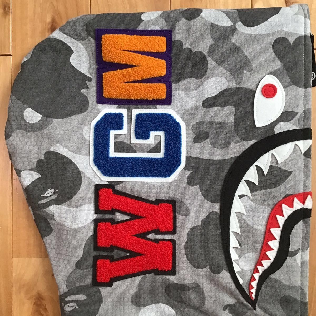 Bape BAPE HONEYCOMB CAMO SHARK FULL ZIP HOODIE a bathing ape Size US L / EU 52-54 / 3 - 5 Thumbnail