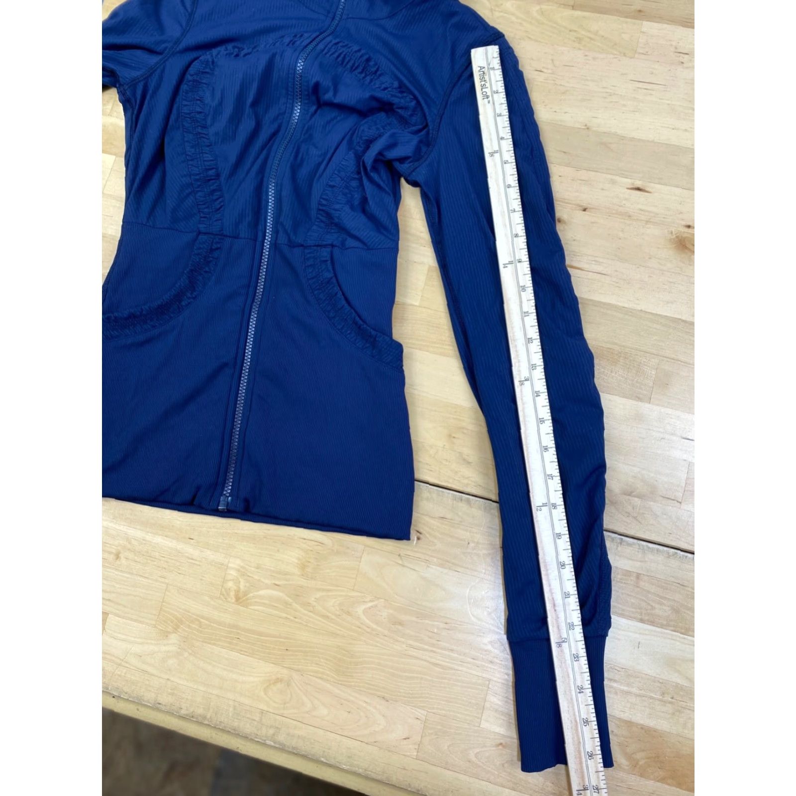Lululemon Lululemon Dance Studio Jacket Blue Reversible Hooded Full Zip Size 4 Women Activewear Jacket Size S / US 4 / IT 40 - 6 Thumbnail