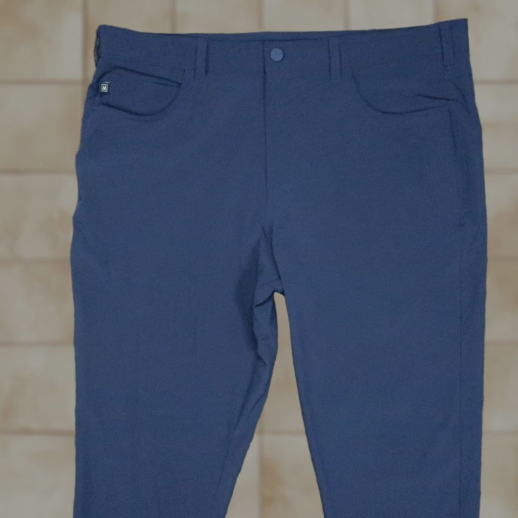 Mizzen+Main Mizzen+Main Pants Mens 38x34 Blue Helmsman Performance Stretch Trouser Slim Front Flat Pocket Chino Business Workwear Casual Travel Size US 38 / EU 54 - 1 Thumbnail