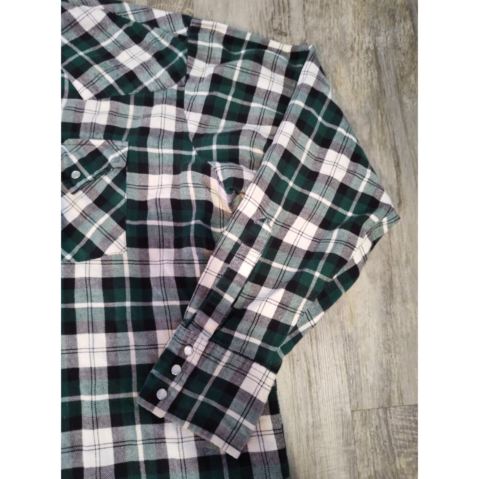 Vintage VINTAGE Big Mac Plaid Snap Shirt XLT Green Long Sleeve Big & Tall Mens Size US XL / EU 56 / 4 - 4 Thumbnail