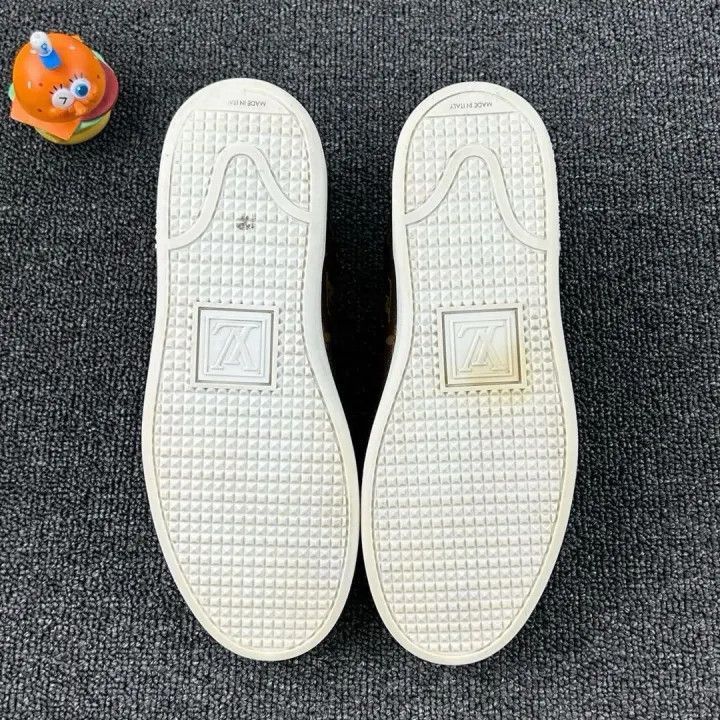 Louis Vuitton Louis Vuitton Frontrow Monogram Low-Top Sneakers -2508 Size US 6 / IT 36 - 4 Thumbnail