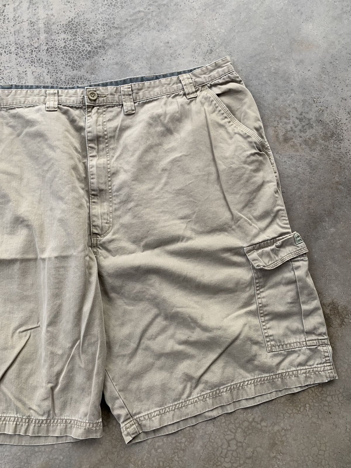 Wrangler 🔥 Big Size Wrangler Multipocket Cargo Short Pants Workwear Size US 44 / EU 60 - 6 Thumbnail