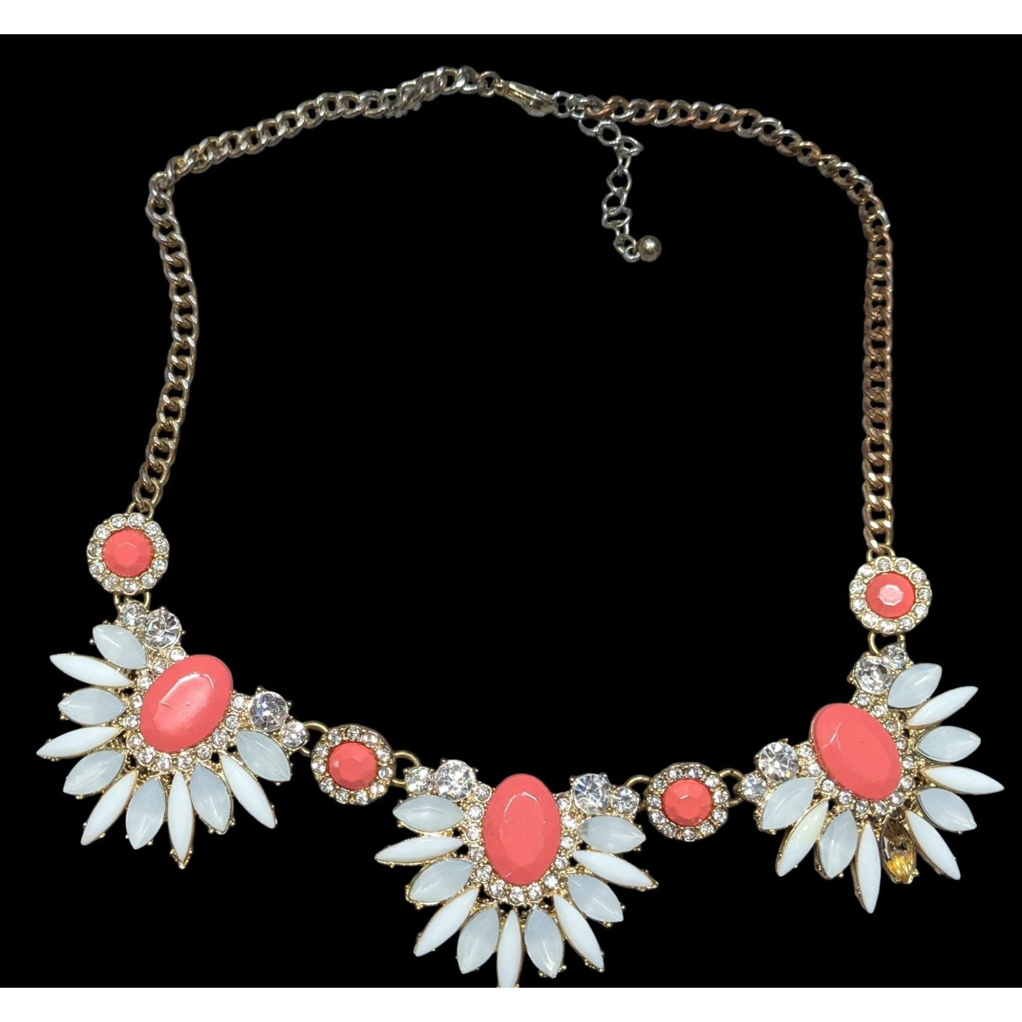 Other Y2K Floral Statement Necklace With Coral & White Gemstones Size ONE SIZE - 1 Thumbnail
