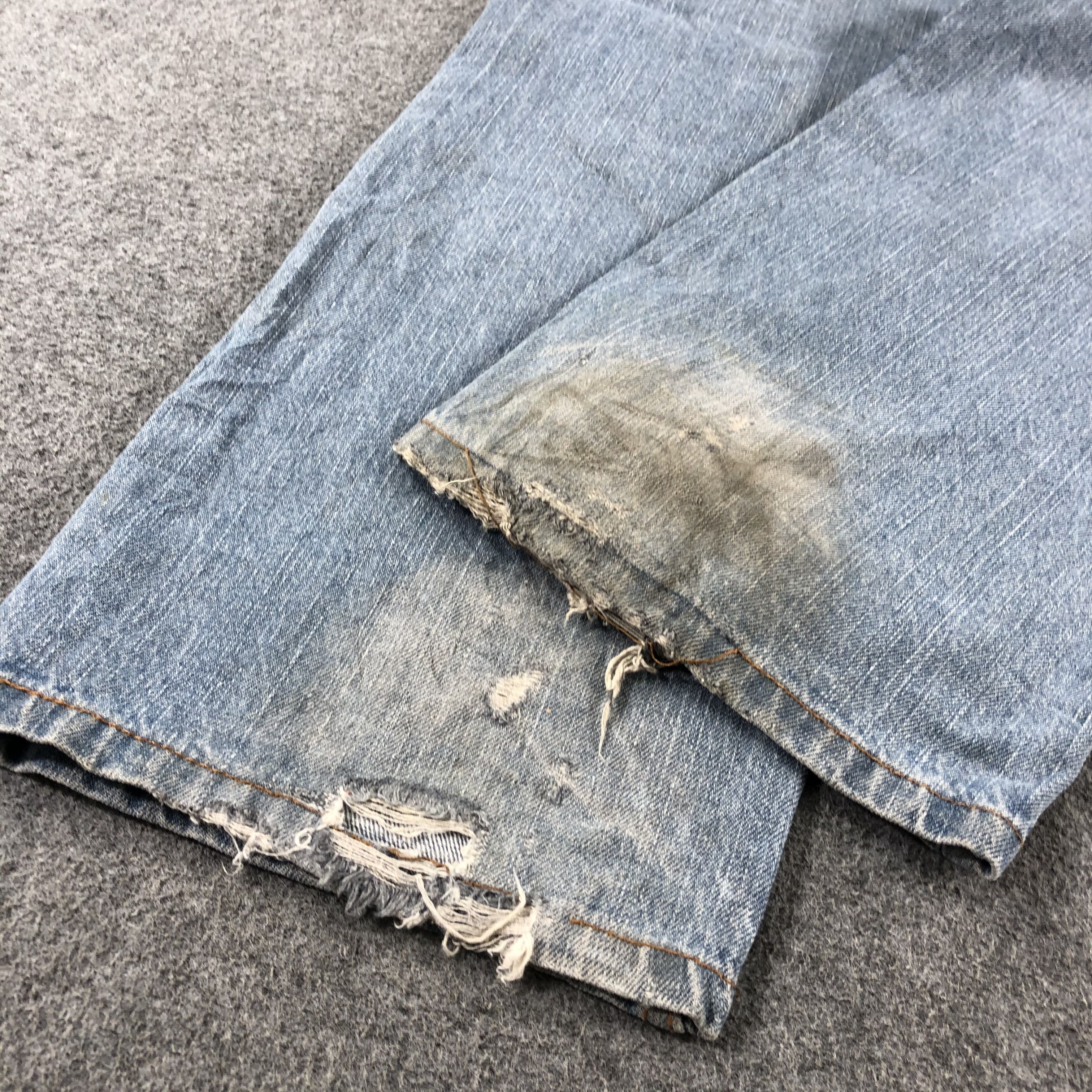 Levi's Vintage Blue Wash Levis 550 Jeans-J2526 Size US 35 - 6 Thumbnail