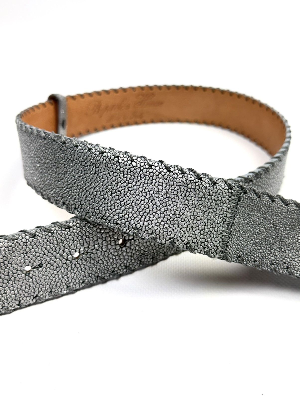 Genuine Leather Y2K Reptile’s House Stingray Leather Belt Italy McBling Size 30 - 9 Thumbnail