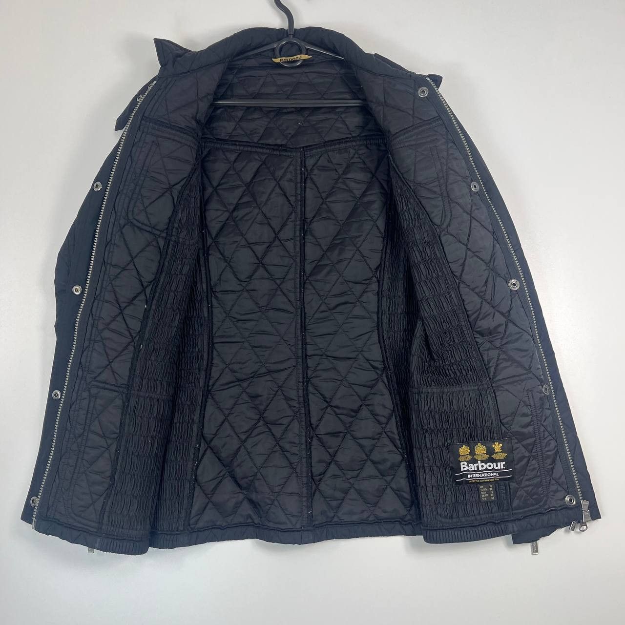 Barbour Barbour International Quilted Jacket Style Womens Size Uk 10 Size M / US 6-8 / IT 42-44 - 5 Thumbnail