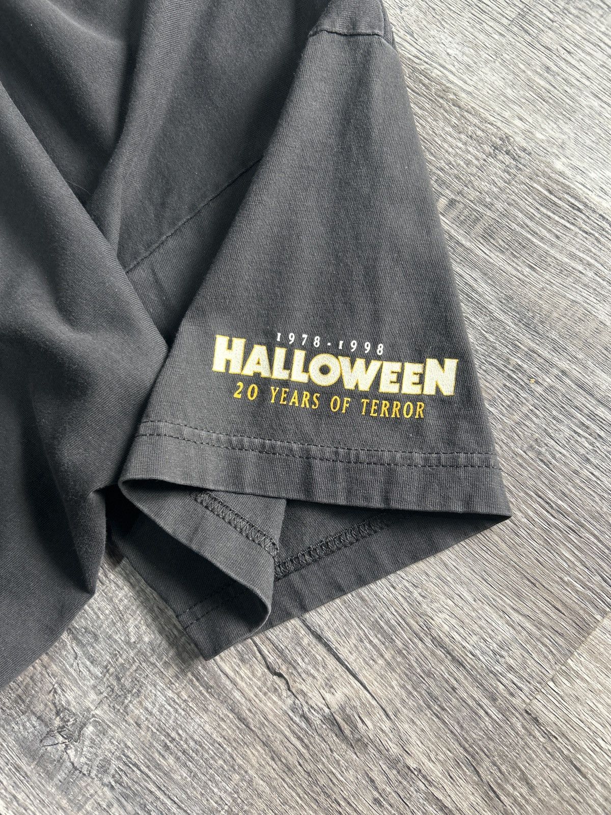 Vintage Stanley Desantis Halloween Horror Promo Shirt Size US XL / EU 56 / 4 - 2 Thumbnail