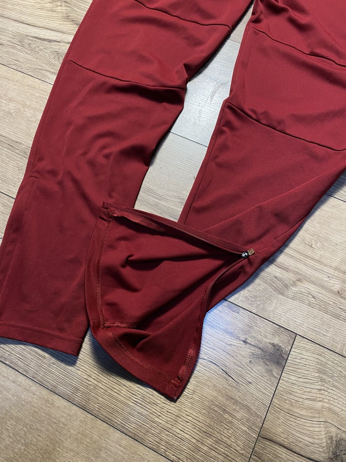 Nike New Balance Liverpool Fc 125 Years Tracksuit 2017-18 Sz L Size US L / EU 52-54 / 3 - 9 Thumbnail