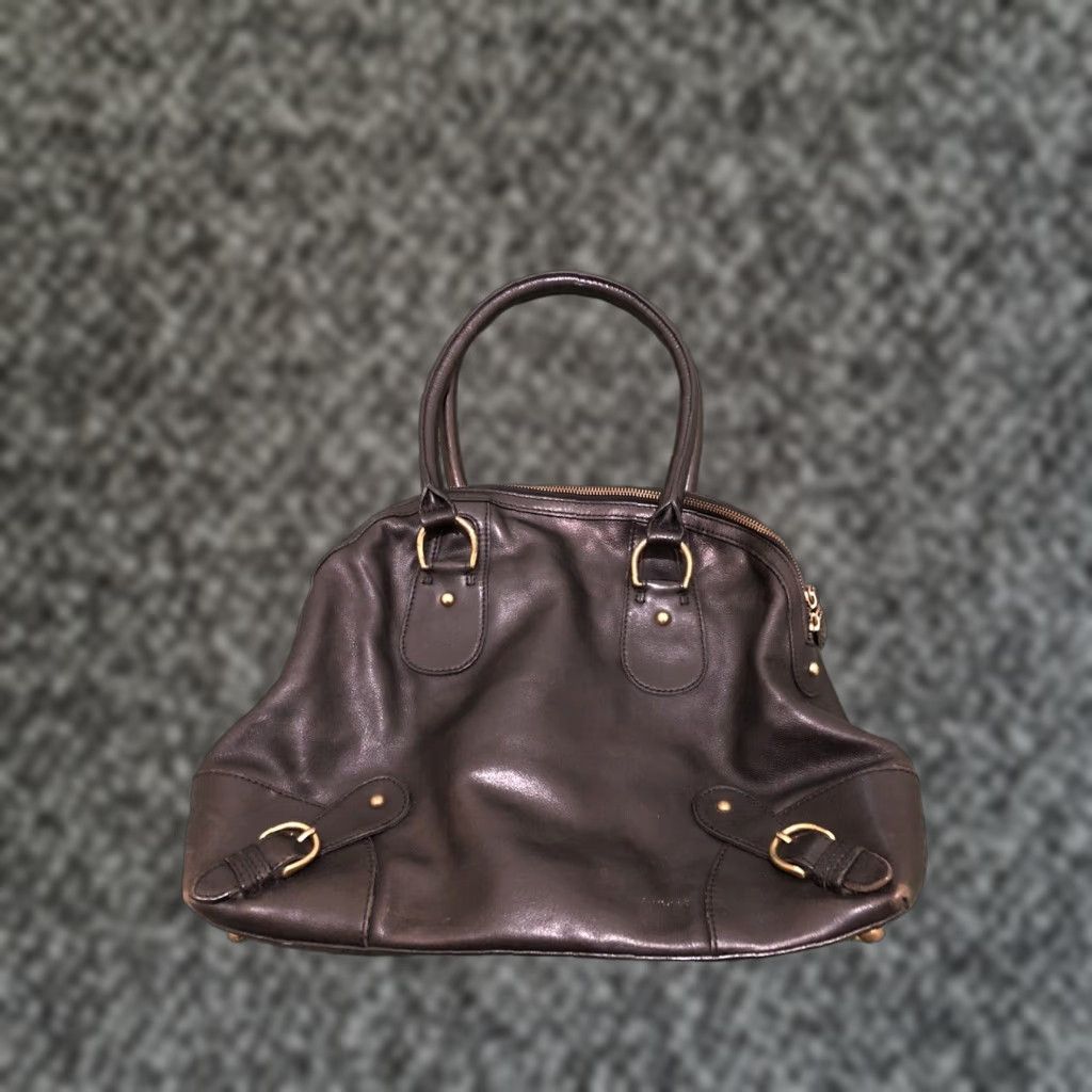 Banana Republic VINTAGE Banana Republic Leather Handbag Purse Hobo Bag Women Large Black Gold Hardware 18 in W x 14 in H, 4 in D RN 54024 CA 17897 Size ONE SIZE - 1 Thumbnail