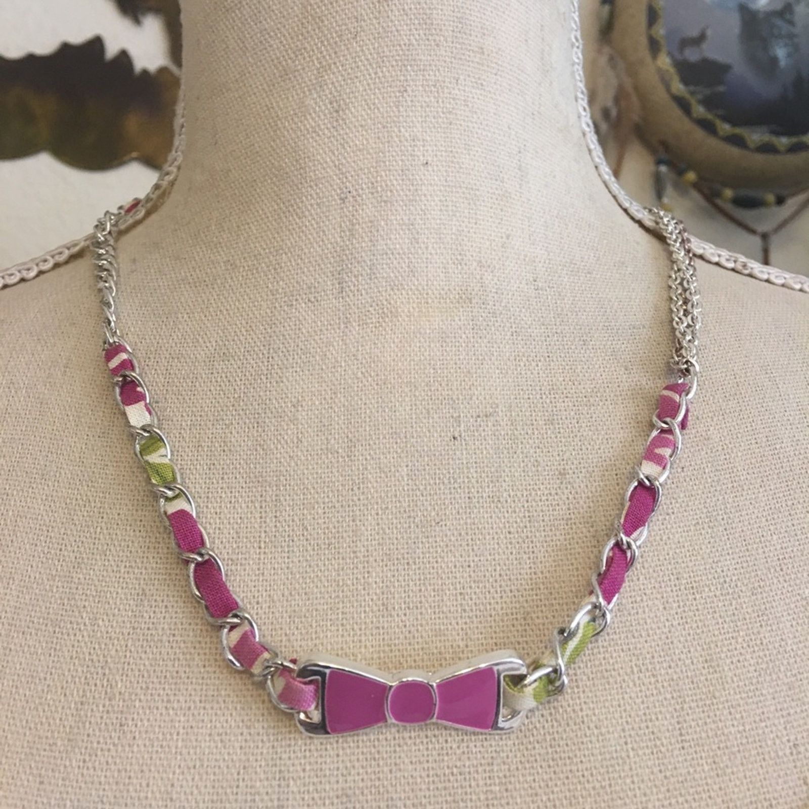Jewelry Vera Bradley enamel bow braided chain necklace Size ONE SIZE - 1 Thumbnail